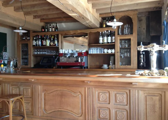 Hotel Restaurant Les Deux Ponts